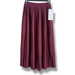 Lululemon Satin Pleated Midi Skirt Garnet Red Size Womens Size XS Pull On $148